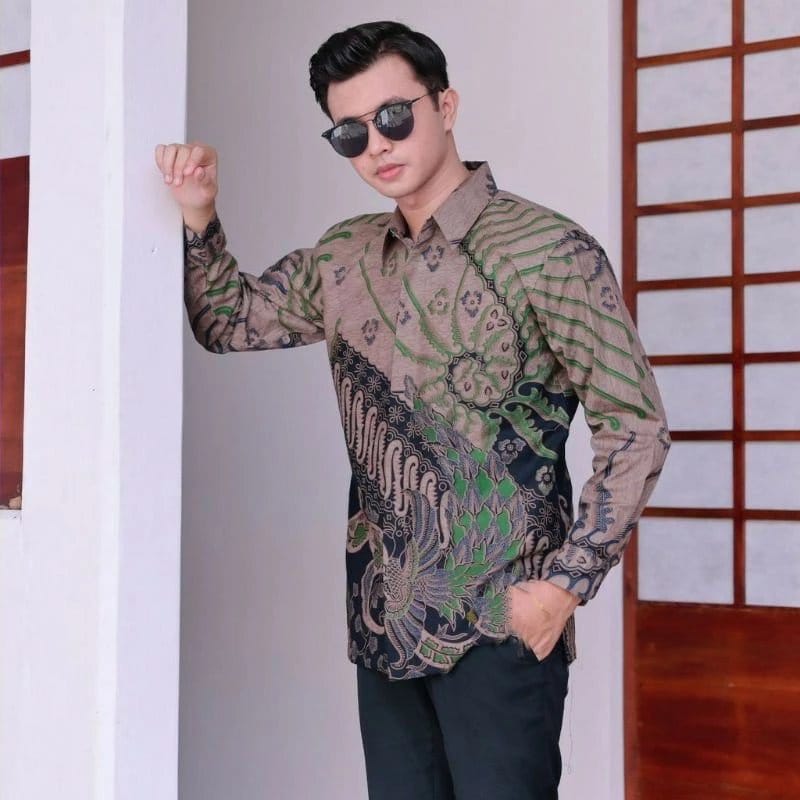 Kemeja Batik Pria Motif Hanung